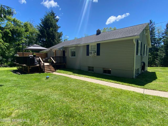 104 Dreahook Road, Lebanon Twp, NJ 08833