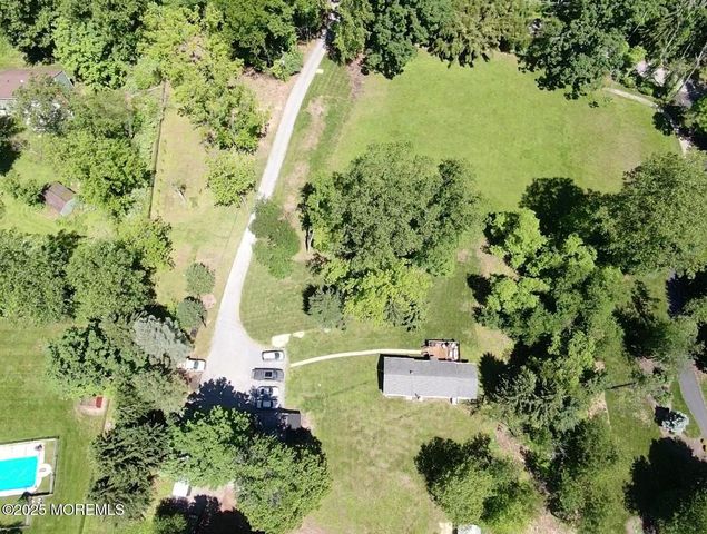 104 Dreahook Road, Lebanon Twp, NJ 08833