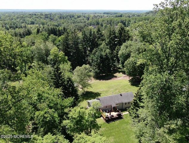 104 Dreahook Road, Lebanon Twp, NJ 08833