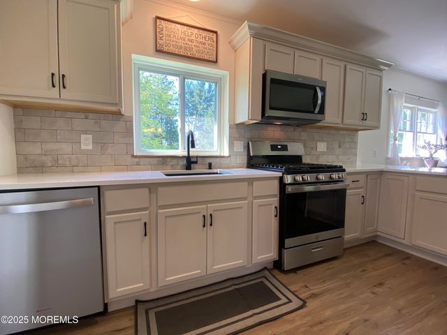 104 Dreahook Road, Lebanon Twp, NJ 08833