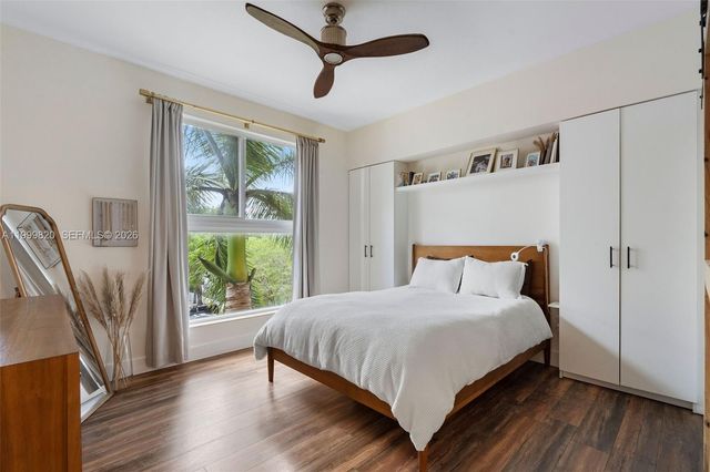 2650 SW 37th Ave 406, Miami, FL 33133