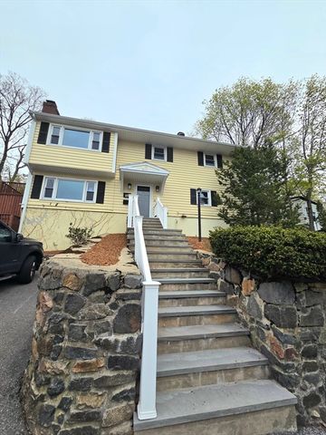 13 Buena Vista Street 2, Swampscott, MA 01907