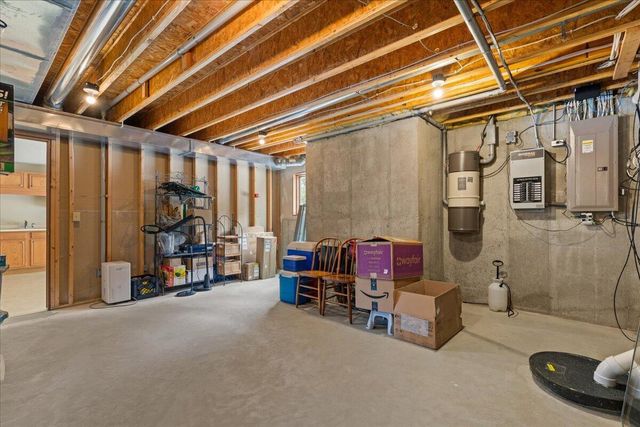 N5968 County Road P, Mayville, WI 53050