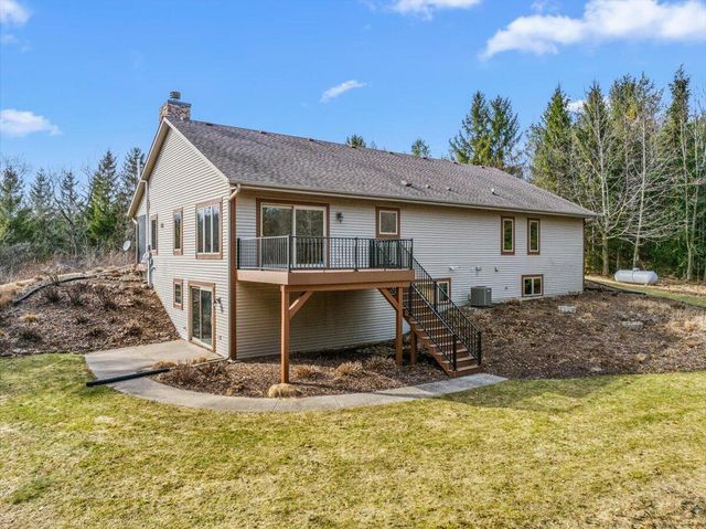 N5968 County Road P, Mayville, WI 53050