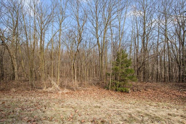 N5968 County Road P, Mayville, WI 53050