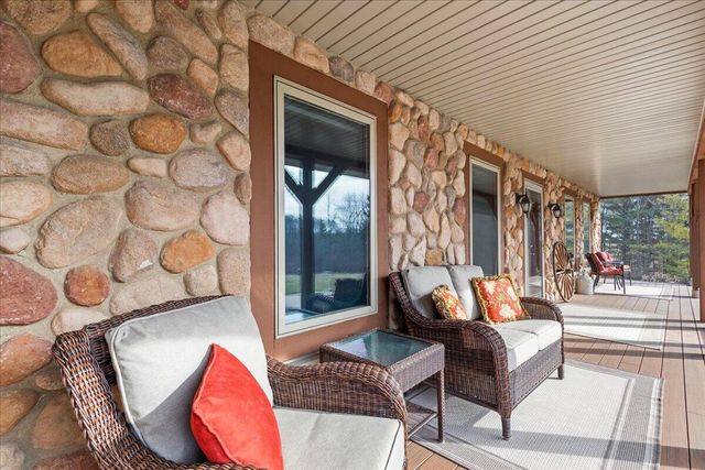 N5968 County Road P, Mayville, WI 53050