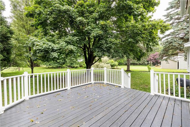 1338 Robin Hood Lane, Webster, NY 14580