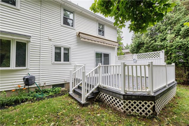 1338 Robin Hood Lane, Webster, NY 14580