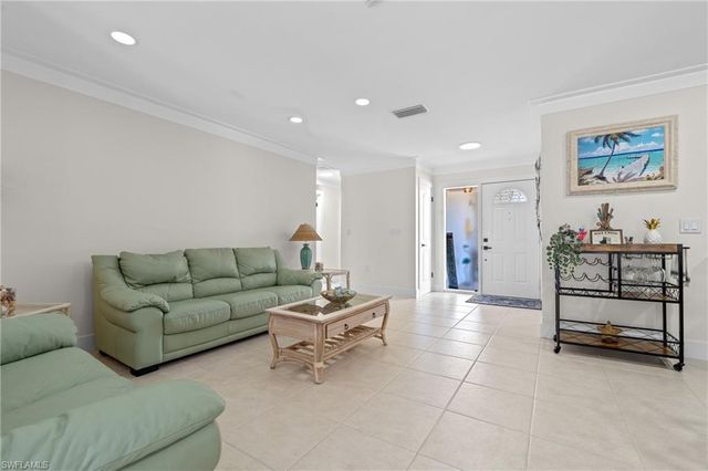 4116 Country Club BLVD, Cape Coral, FL 33904