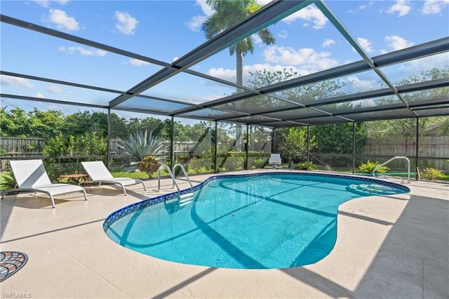 4116 Country Club BLVD, Cape Coral, FL 33904