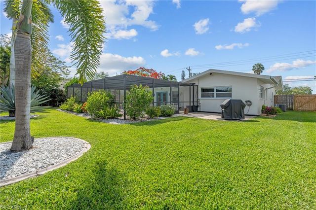 4116 Country Club BLVD, Cape Coral, FL 33904