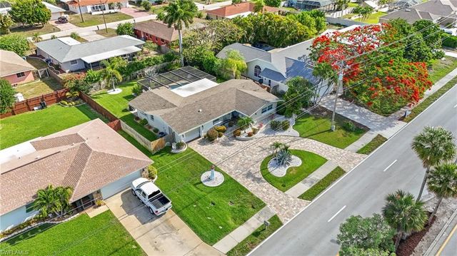 4116 Country Club BLVD, Cape Coral, FL 33904