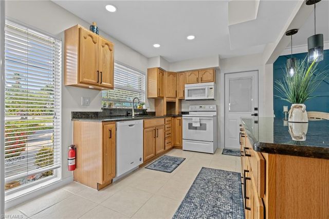 4116 Country Club BLVD, Cape Coral, FL 33904
