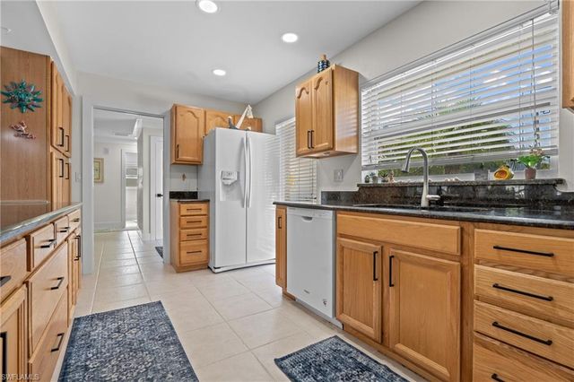 4116 Country Club BLVD, Cape Coral, FL 33904