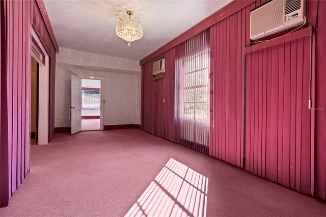 900 S LOCUST AVENUE, Sanford, FL 32771