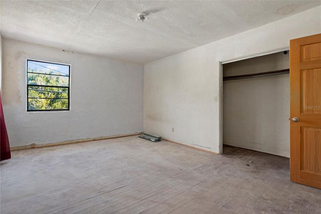 900 S LOCUST AVENUE, Sanford, FL 32771