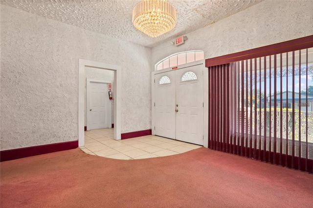 900 S LOCUST AVENUE, Sanford, FL 32771