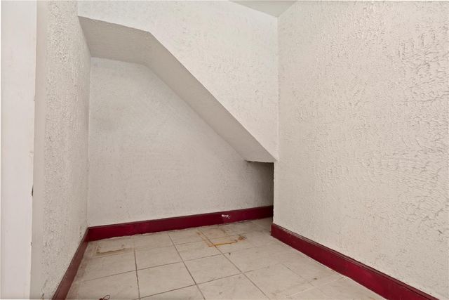 900 S LOCUST AVENUE, Sanford, FL 32771