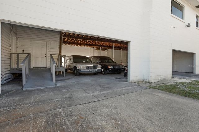 900 S LOCUST AVENUE, Sanford, FL 32771