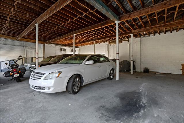 900 S LOCUST AVENUE, Sanford, FL 32771