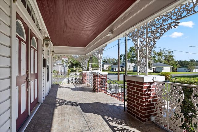 900 S LOCUST AVENUE, Sanford, FL 32771