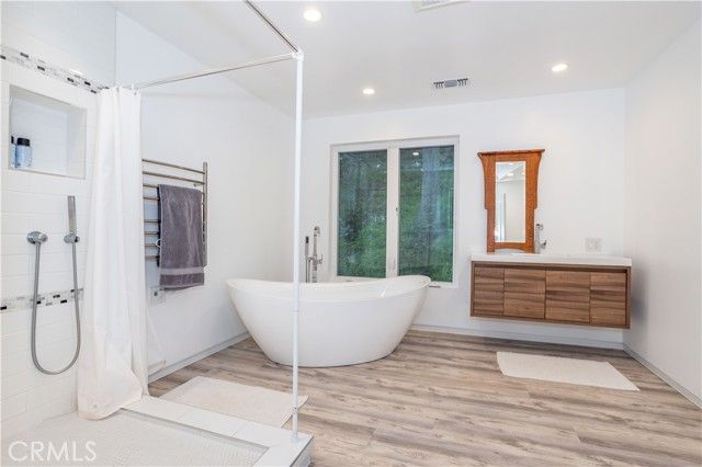 330 S Topanga Canyon Blvd., Topanga (los Angeles), CA 90290