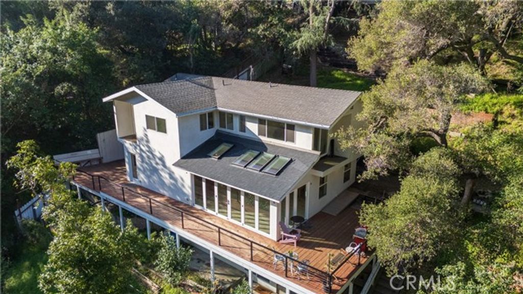 330 S Topanga Canyon Blvd., Topanga (los Angeles), CA 90290