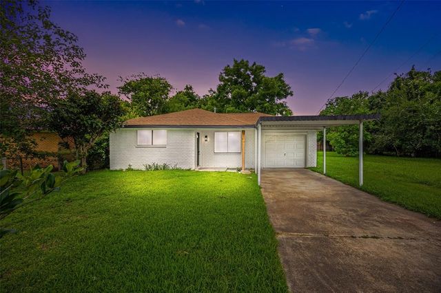318 S Fulton Street, Texas City, TX 77591