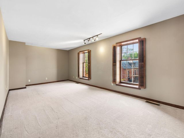 260 Jackson Street, Columbus, OH 43206