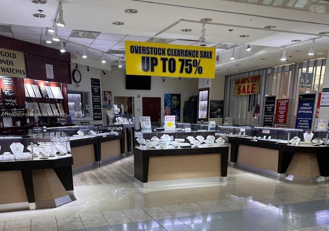 11401 Pines Blvd, Pembroke Pines, FL 33026