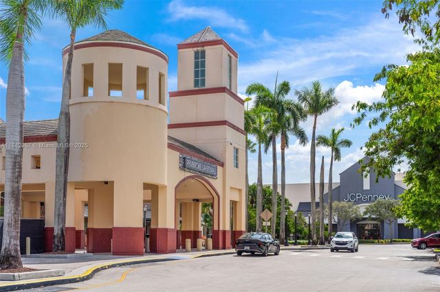 11401 Pines Blvd, Pembroke Pines, FL 33026