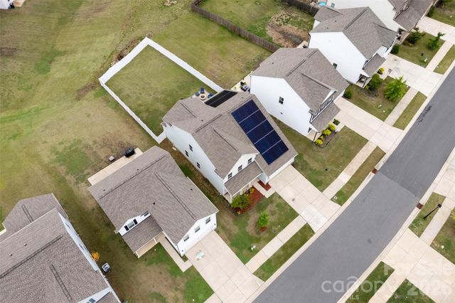 3009 Pinehills Way, Mount Holly, NC 28120