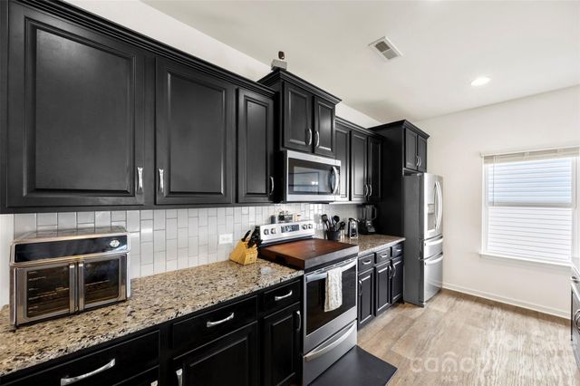 3009 Pinehills Way, Mount Holly, NC 28120