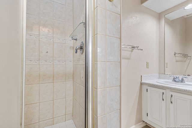 14745 Babcock Rd Apt 204, San Antonio, TX 78249