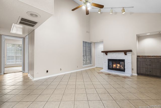 14745 Babcock Rd Apt 204, San Antonio, TX 78249