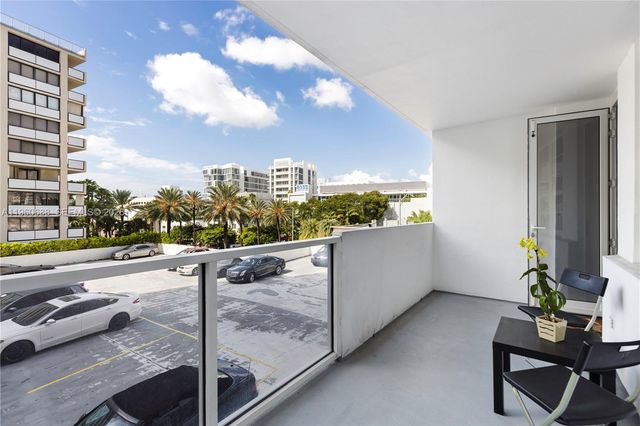 100 Lincoln Rd 307, Miami Beach, FL 33139