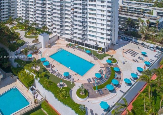 100 Lincoln Rd 307, Miami Beach, FL 33139