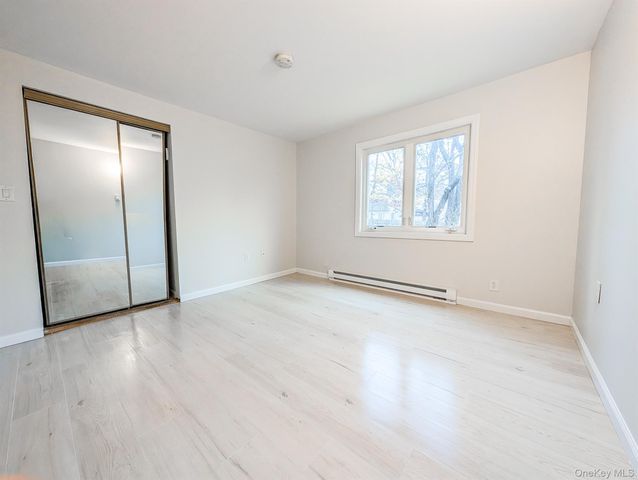 1932 Joshuas Path, Central Islip, NY 11722