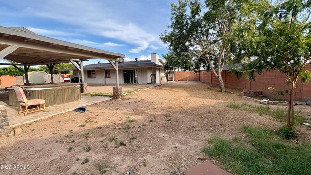 922 W ANGELA Drive, Phoenix, AZ 85023