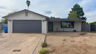 922 W ANGELA Drive, Phoenix, AZ 85023