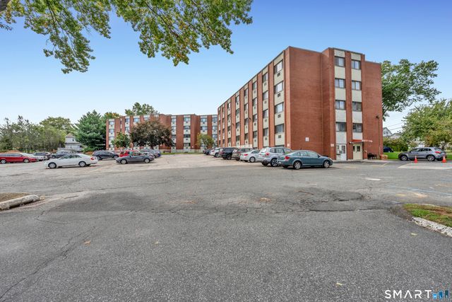 1700 Broadbridge Avenue C48, Stratford, CT 06614