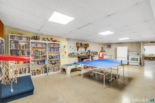 1700 Broadbridge Avenue C48, Stratford, CT 06614