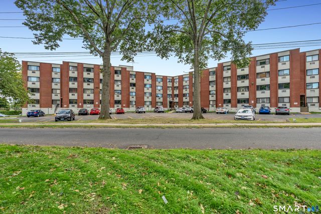 1700 Broadbridge Avenue C48, Stratford, CT 06614