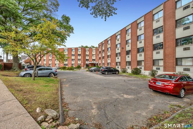1700 Broadbridge Avenue C48, Stratford, CT 06614