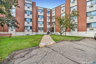 1700 Broadbridge Avenue C48, Stratford, CT 06614