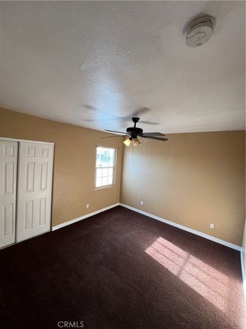 207 W 85TH PLACE, Los Angeles, CA 90003
