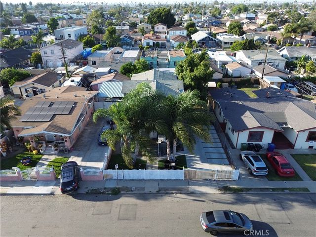 207 W 85TH PLACE, Los Angeles, CA 90003