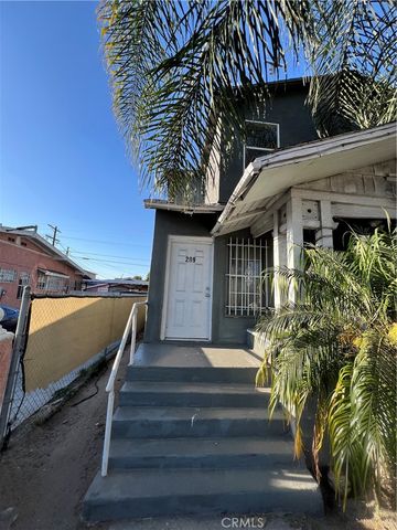 207 W 85TH PLACE, Los Angeles, CA 90003