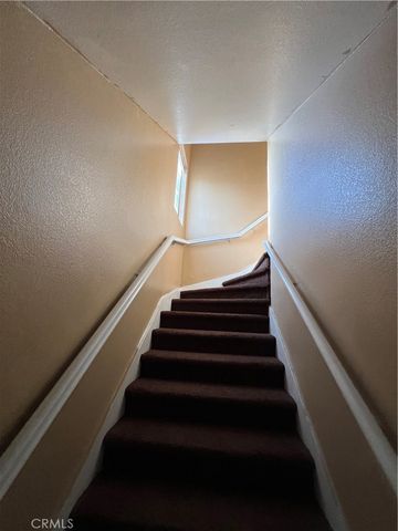 207 W 85TH PLACE, Los Angeles, CA 90003