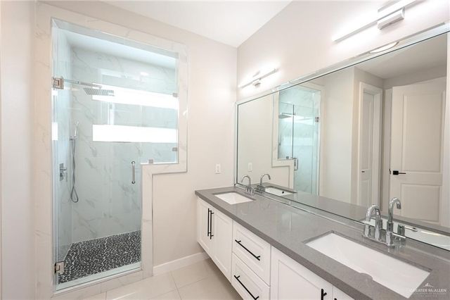 3818 Tierra Escondida Drive, Weslaco, TX 78596